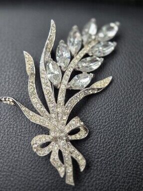 Vintage CORO Rhinestone Spray Brooch